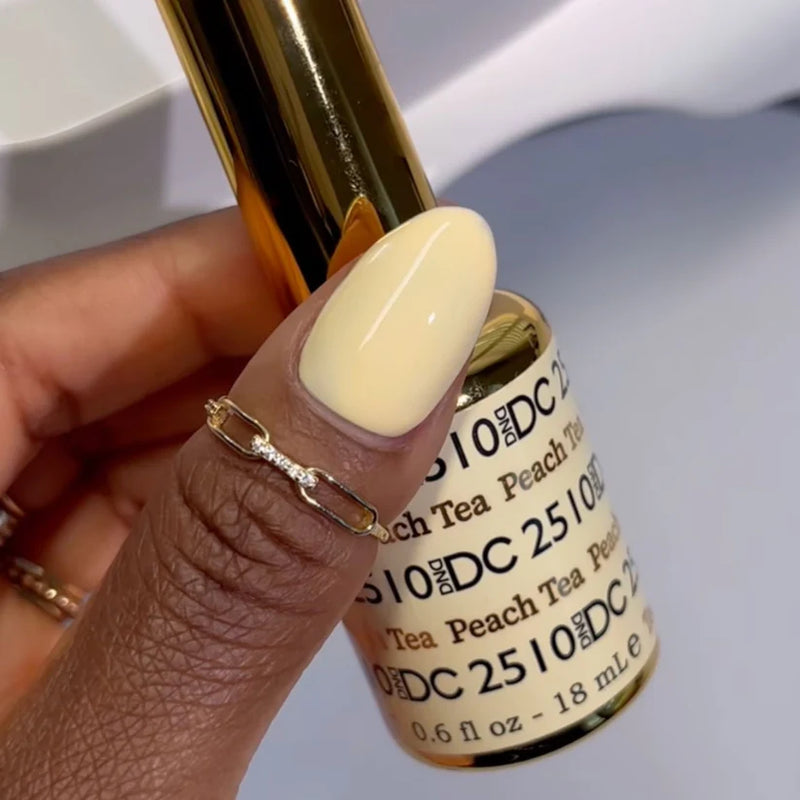 DND DC Duo #2510 Té de Melocotón – Gel + Laca a juego 15 ml