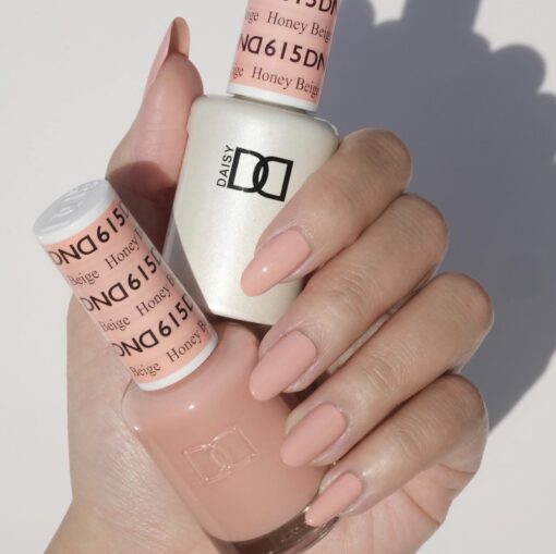 DND Gel & Lacquer #615 Honey Beige – 0.5 fl oz UV/LED Soak Off