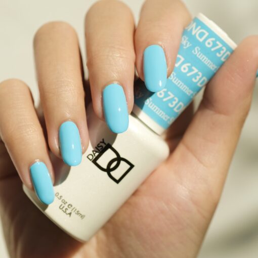 DND Gel & Lacquer #673 Midnight Kiss – 0.5 fl oz UV/LED Soak Off