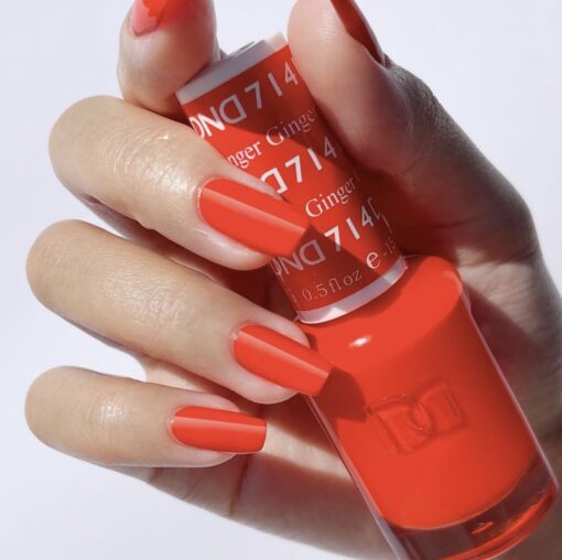 Gel y laca DND n.° 714 Jengibre – 14 ml (0,5 fl oz) UV/LED Removible