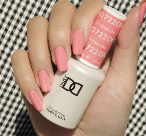 DND Gel & Lacquer #722 Strawberry Cheesecake – 0.5 fl oz UV/LED Soak Off