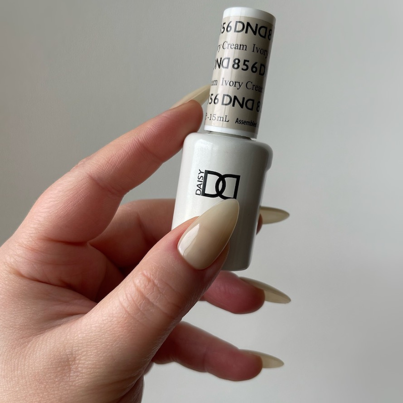 Gel y laca DND n.° 856 color crema marfil – 14 ml (0,5 fl oz) UV/LED Soak Off