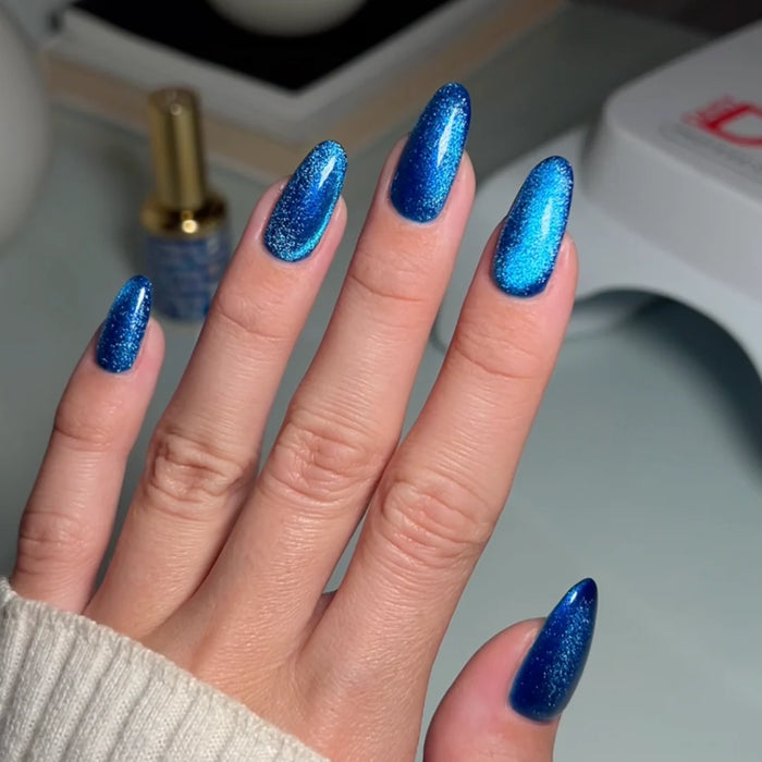 DND - DC 9D Cat Eye - Smoothie - Galactic Sapphire #04