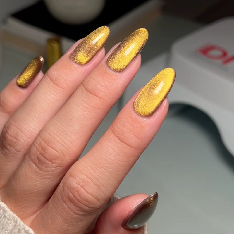 DND DC 9D Cat Eye Smoothie Ember Enchantress #10 – 0.5 fl oz UV/LED Soak Off