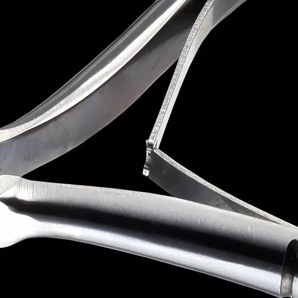 Seki Edge SS-306 1/4 Jaw Cuticle Nipper with Protective Cover